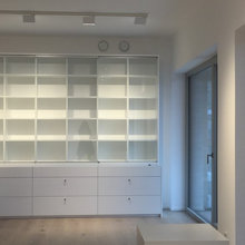 Wohnzimmerschrank