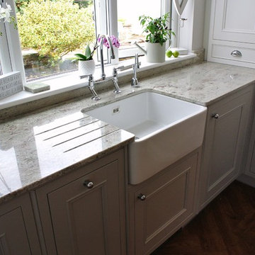 Burbidge "Salcombe" In Frame Fitted Kitchen