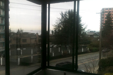Living room photo in Vancouver