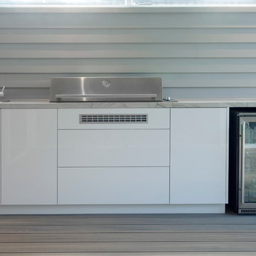 Beachside Understated Elegance (Alfresco)