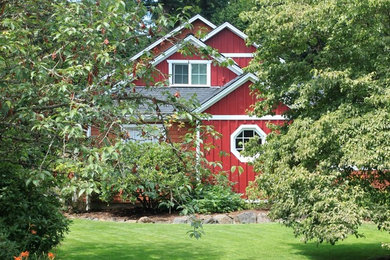 Inspiration for an exterior home remodel in Chicago