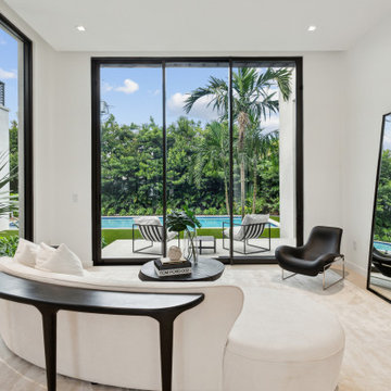 Contemporary Home - 11