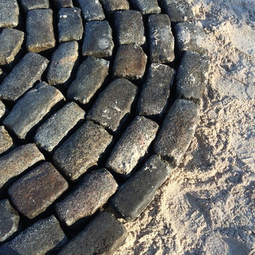 Zen Driveway - Medium Shot