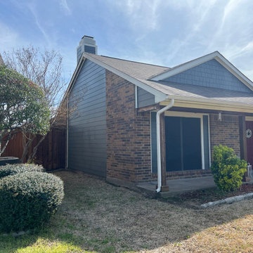Hardie 7" Smooth Planks with Straight-Edge Shingles