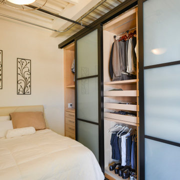 Reach-In Closet Organizers