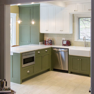 Seneca Gardens kitchen