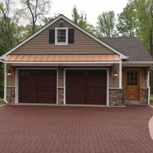 Detached Garage