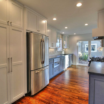 Dramatic Transitional Kitchen Remodel in San Jose