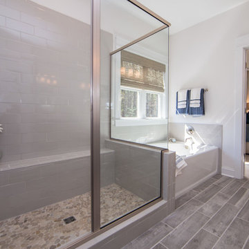 The Augusta II - Primary Bath