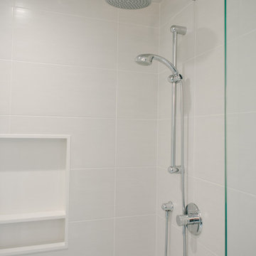 CLEAN AND CONTEMPORARY