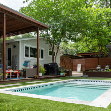 Texas Tiny Pools: Black & White Striped Pool Waterline