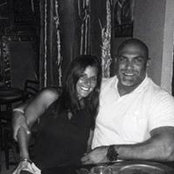 Dionne Melo's photo
