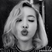 Sha Li's photo