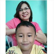 Au Castro's photo