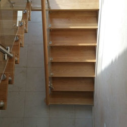 Cantilevered floating oak staircase - Products