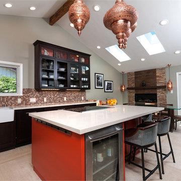 Mountain View stylish Kitchen and dining room