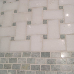 Handicap accessible bathroom - Wall & Floor Tiles
