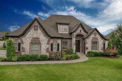 Home design - traditional home design idea in Other