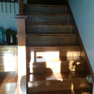 Hardwood Stairs & Stainless Steel Balusters