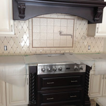 Kitchen Countertops / Backsplash