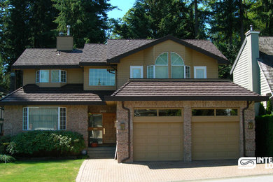 Colonial Brown Interlock Metal Shake Roof