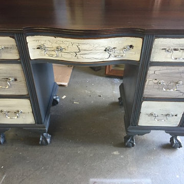 Shabby Restore finished antique desk.