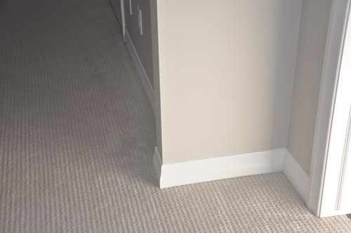 Help Choosing Very Light Wall Colour With Antique White Glidden Trim But Want To Go Even Lighter Upstairs Cur Colour Is Sand White By Glidden It S Too Peachy Last Pic I Like Halo Ben Moore Any Suggestions Welcome