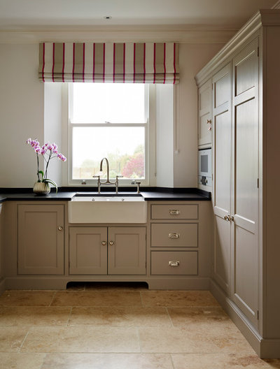 Transitional Kitchen by Humphrey Munson