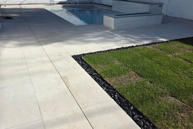Pool - contemporary pool idea in Phoenix