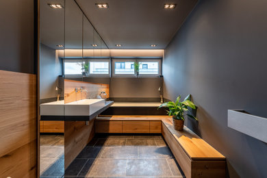 Modernes Badezimmer in München