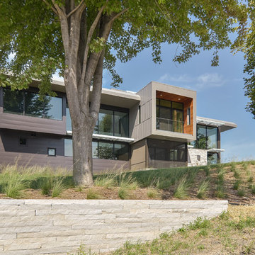 Edgewater Residence