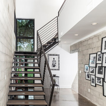 Hyde Park Home Embraces an Urban Vibe