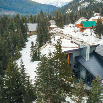 Dark & Stormy - Striking Hemlock Valley Ski Cabin - 2020 CHBAFV Finalist