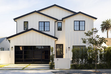 Example of an exterior home design in Los Angeles