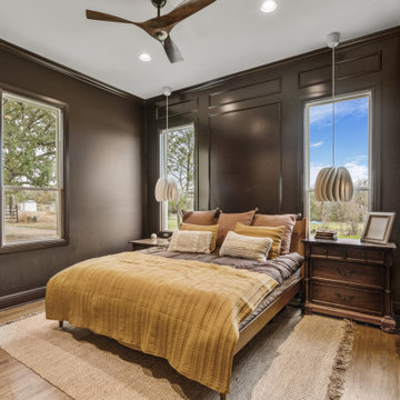 Cozy Rustic Bedroom with Earthy Tones and Modern Accents