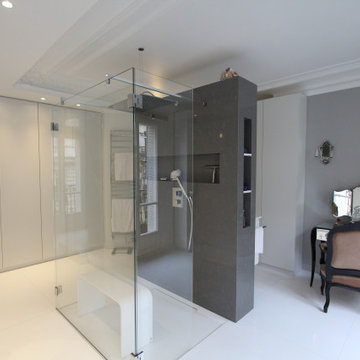 Dressing around OpenShower