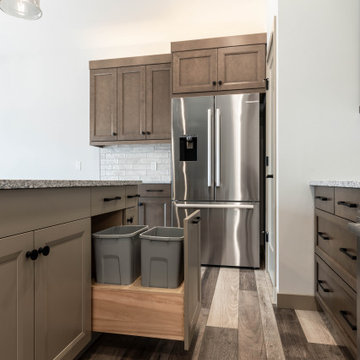 Saamis Heights Medicine Hat New Home