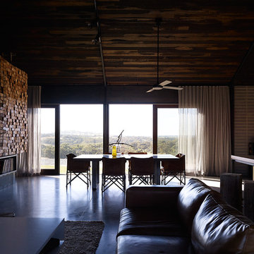 Hill Plains House