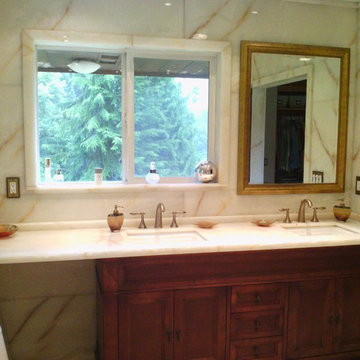 White Onyx Master Bathroom