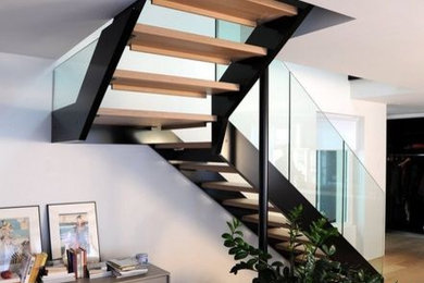 Aménagement d'un escalier industriel.