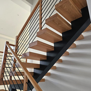 Project #143 | Floating Red Oak Staircase