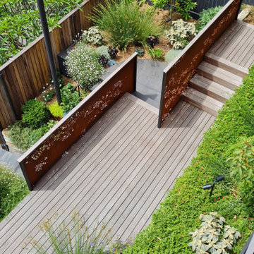 2022 Silver Award - Residential Design (Mid Scale) - Landsberg Garden Design