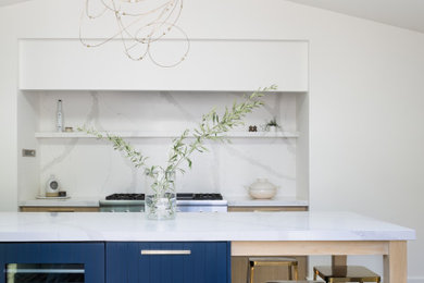 Example of a kitchen design in San Francisco