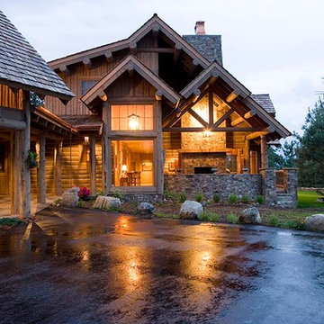 Rocky Mountain Log Homes - Relaxing Rustic Retreat