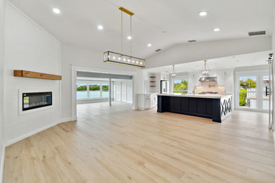 Inspiration for a living room remodel in Tampa
