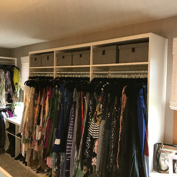 Walk-in Closet - White