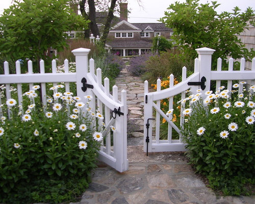 White Picket Fence | Houzz