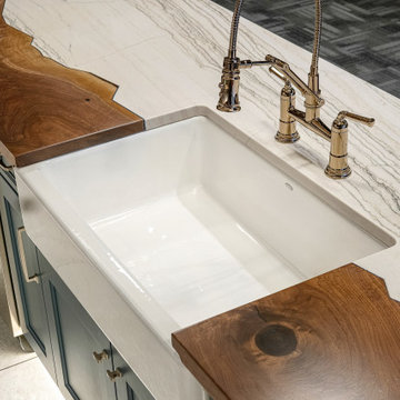 Pinnacle Showroom