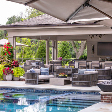 Pool House Luxury