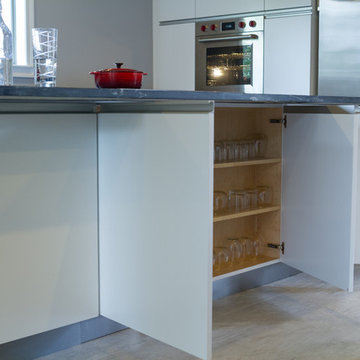 Sleek & Inspiring Professional Kitchen